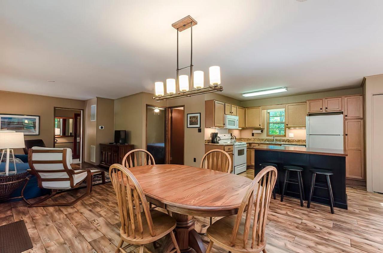 Secluded Oasis W Hot Tub, Screened-In Porch, Wifi! Berkeley Springs Esterno foto