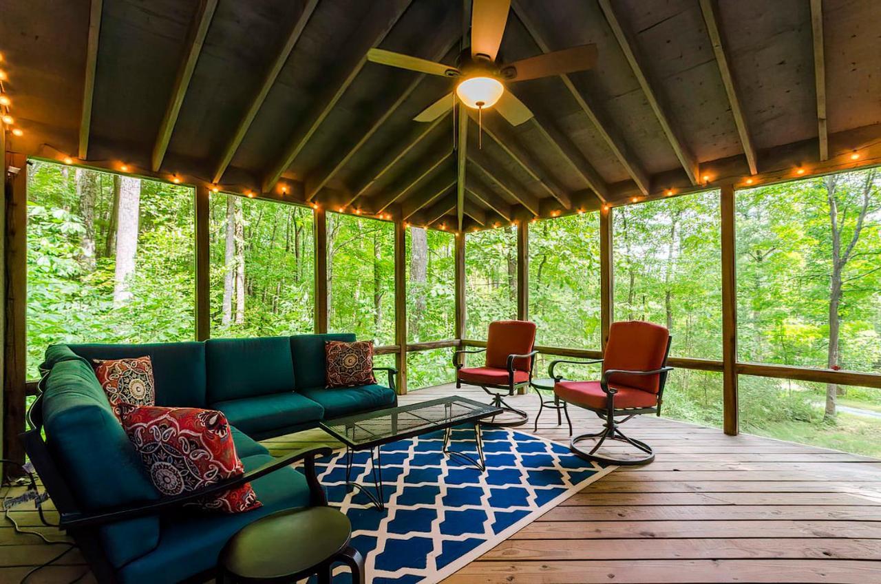 Secluded Oasis W Hot Tub, Screened-In Porch, Wifi! Berkeley Springs Esterno foto